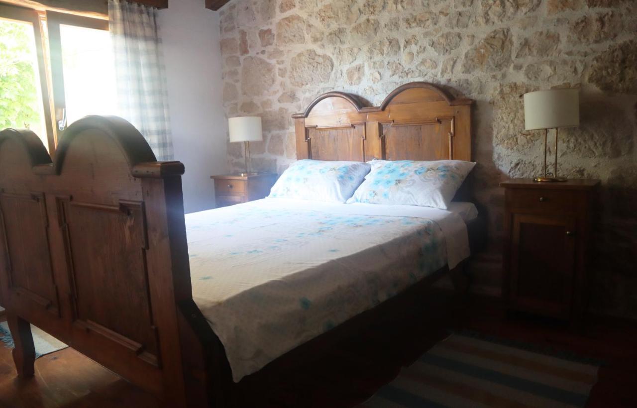 פורץ Apartmani Jelena מראה חיצוני תמונה
